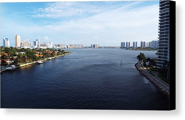 Life Is At The Beach - Canvas Print