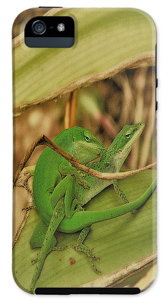 Love Happens - Phone Case