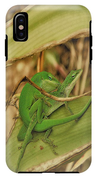 Love Happens - Phone Case